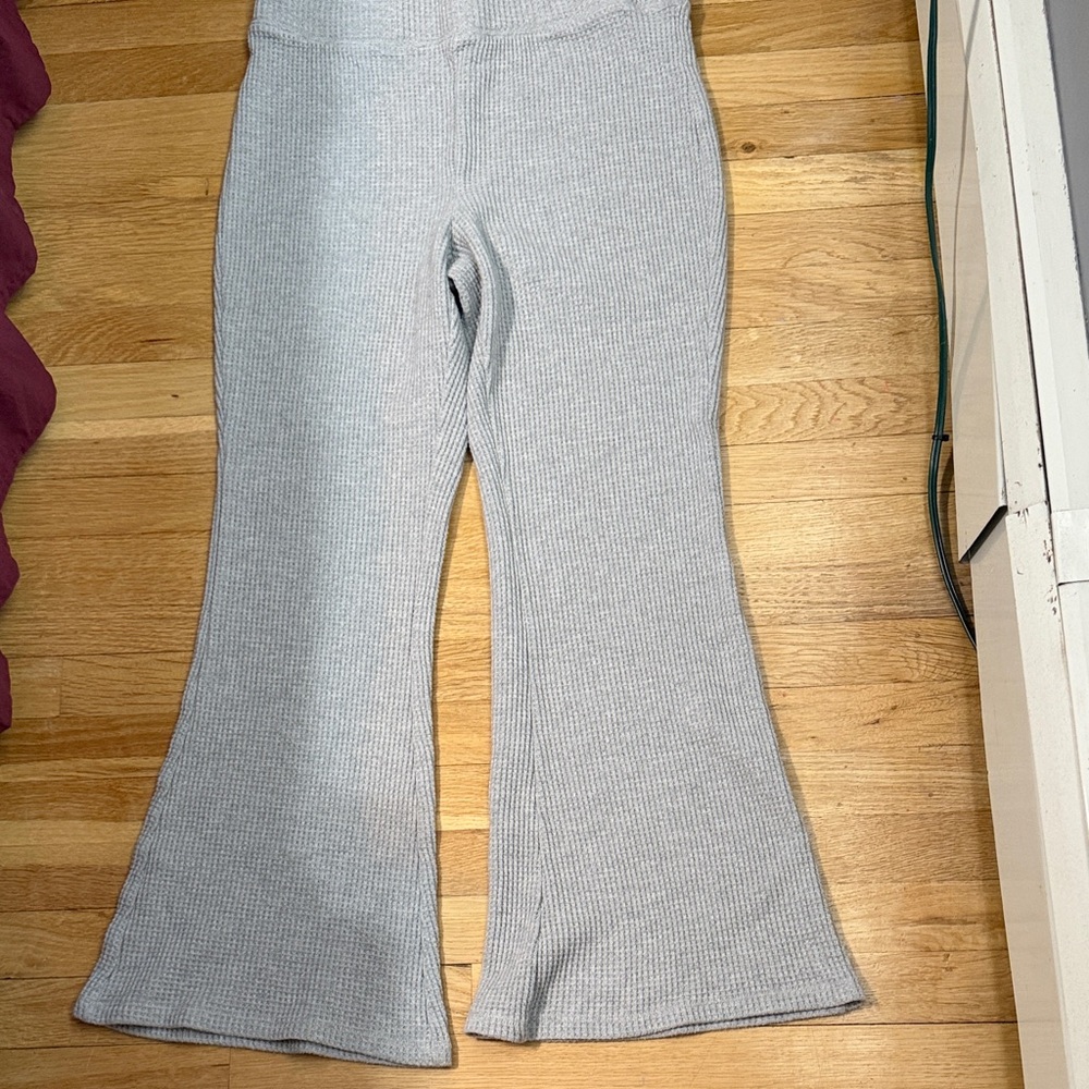 Aerie Light Gray Waffle Knit Flare Pants